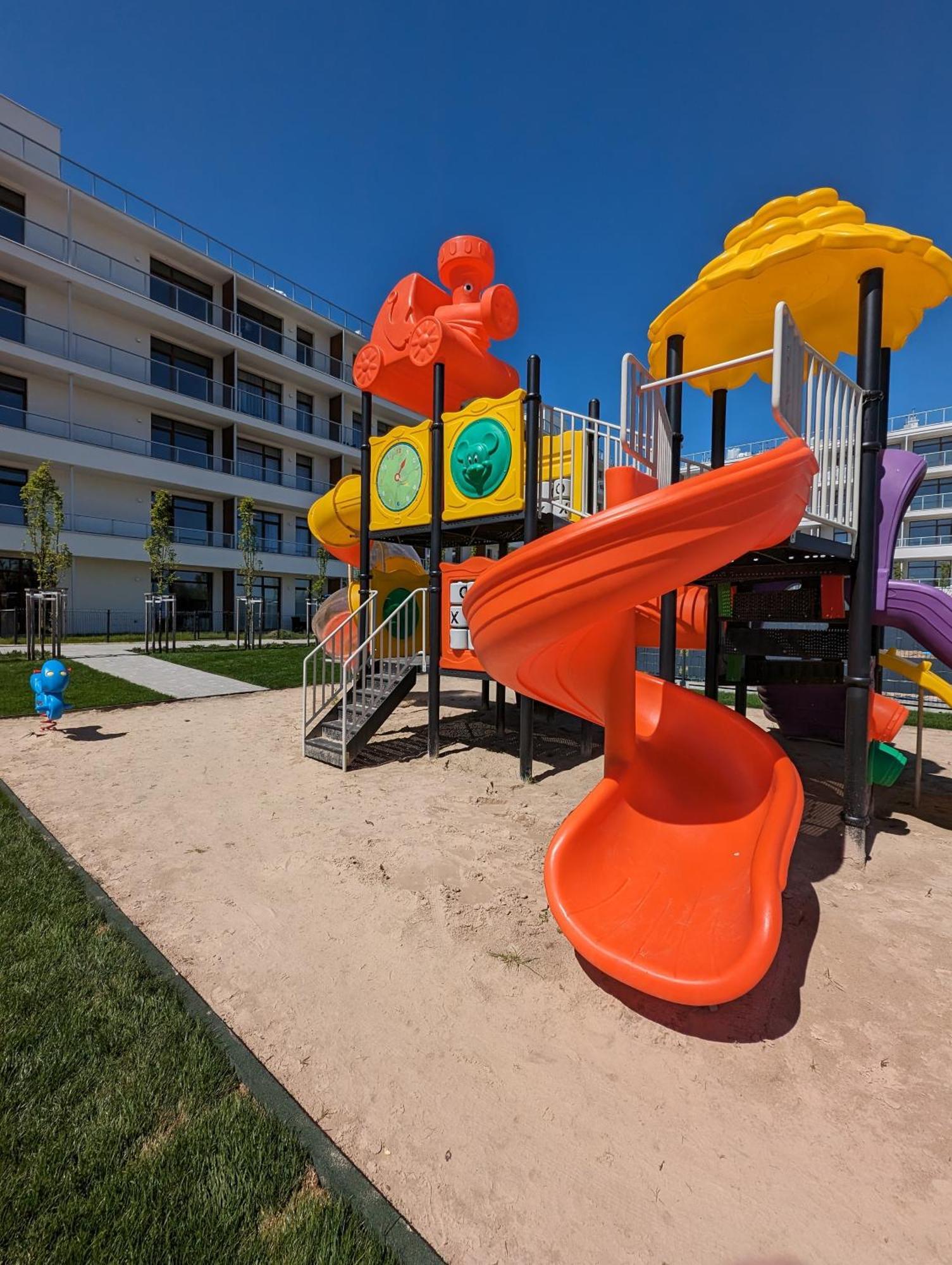 Apartment Apartament 3Mola Ku Morzu - Balkon Oraz Prywatny Taras Na Dachu, Free Parking, 150 Metrow Do Morza