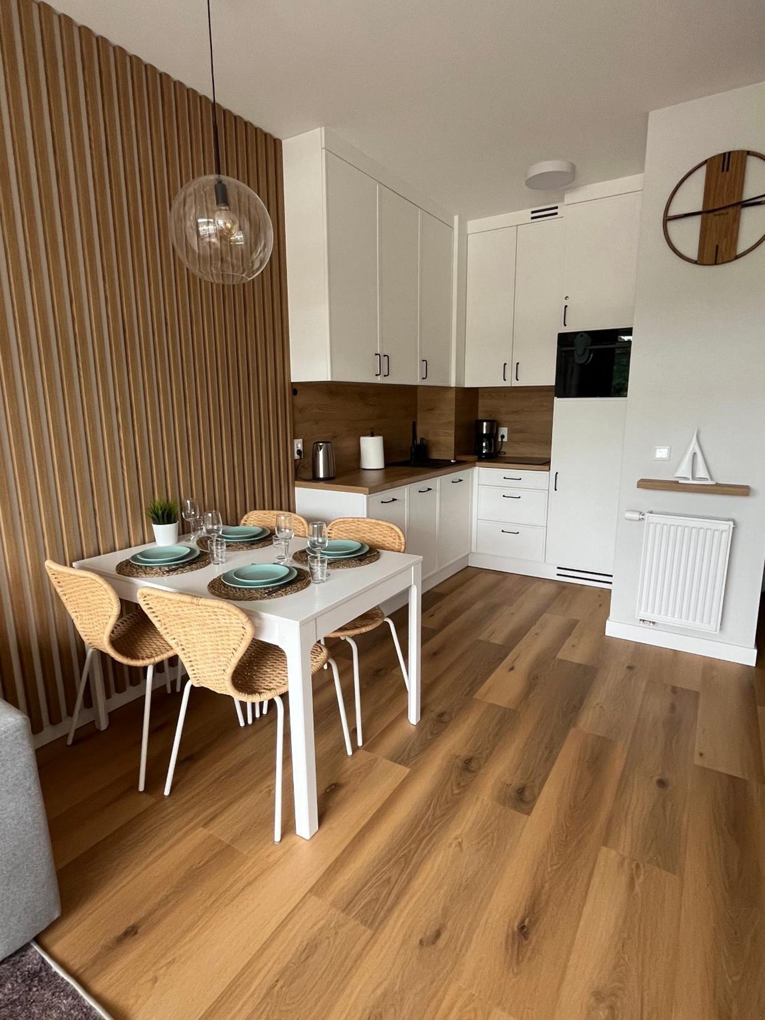 Apartament 3Mola Ku Morzu - Balkon Oraz Prywatny Taras Na Dachu, Free Parking, 150 Metrow Do Morza Ustronie Morskie