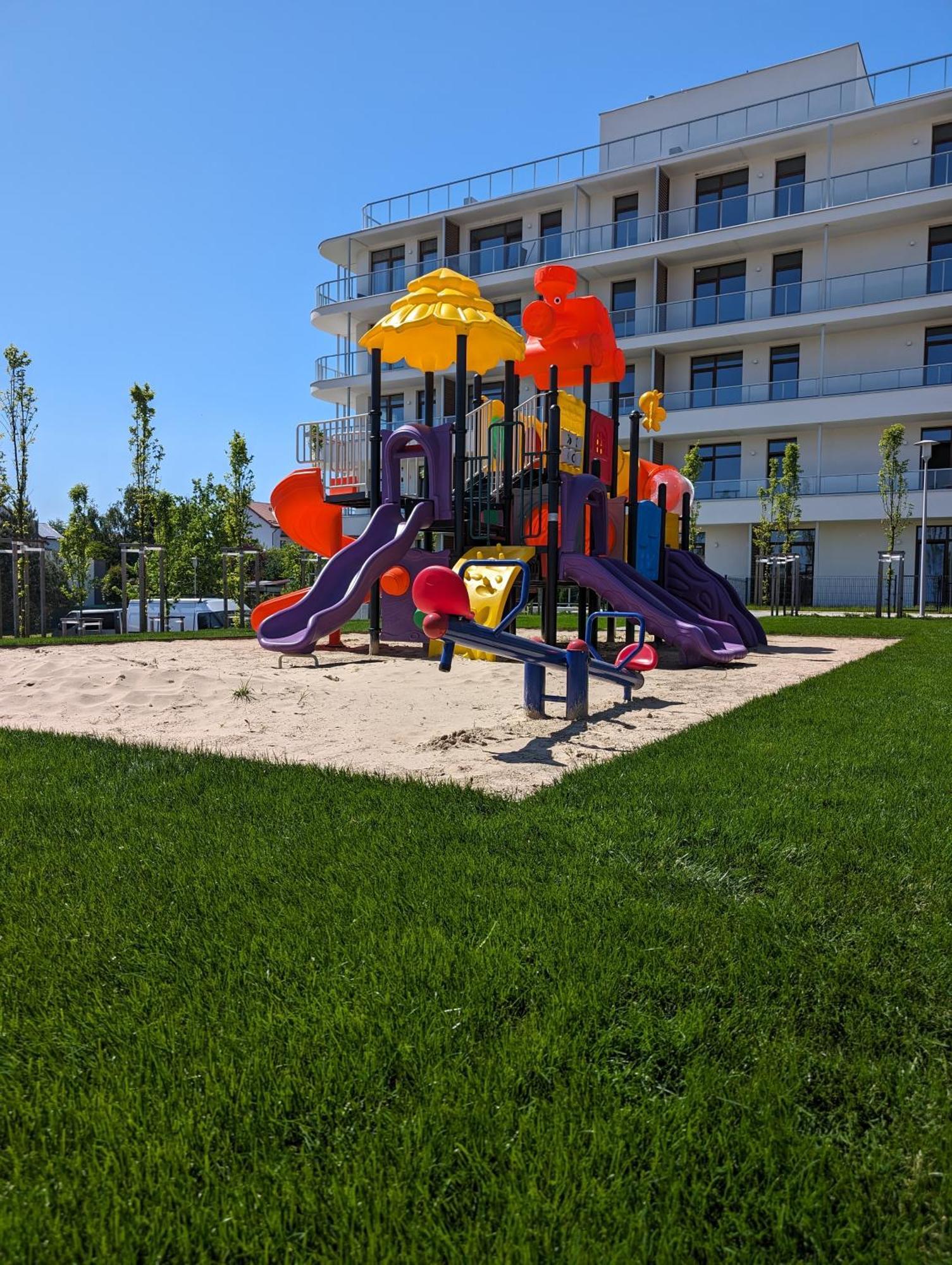 3mola Ku Morzu - Basen, Balkon Oraz Prywatny Taras Na Dachu, Free Parking, 150 Metrow Do Morza Apartment